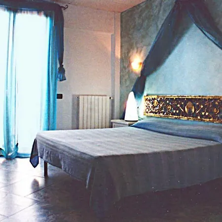 Esperia Hotel