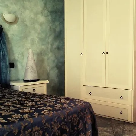 Otel Esperia 3*